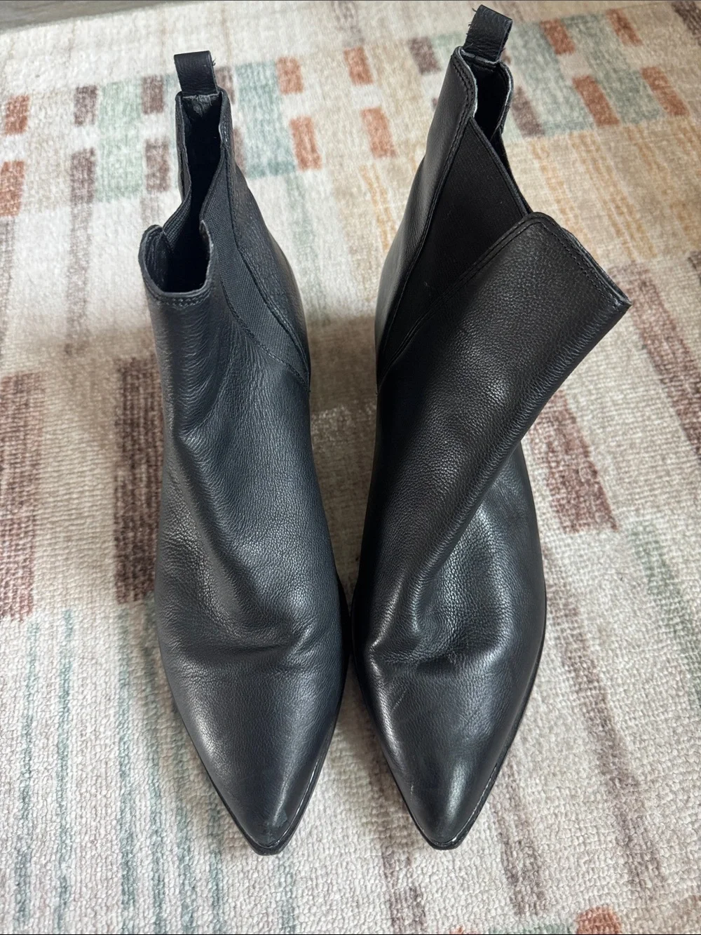 Marc Fisher Yale Black Pointed-Toe Leather Ankle Booties 9.5